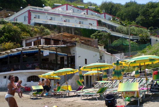 Ischia Hotelstrand