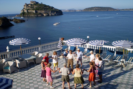 Ischia Terrasse Tanzkreis Unterricht mit castello